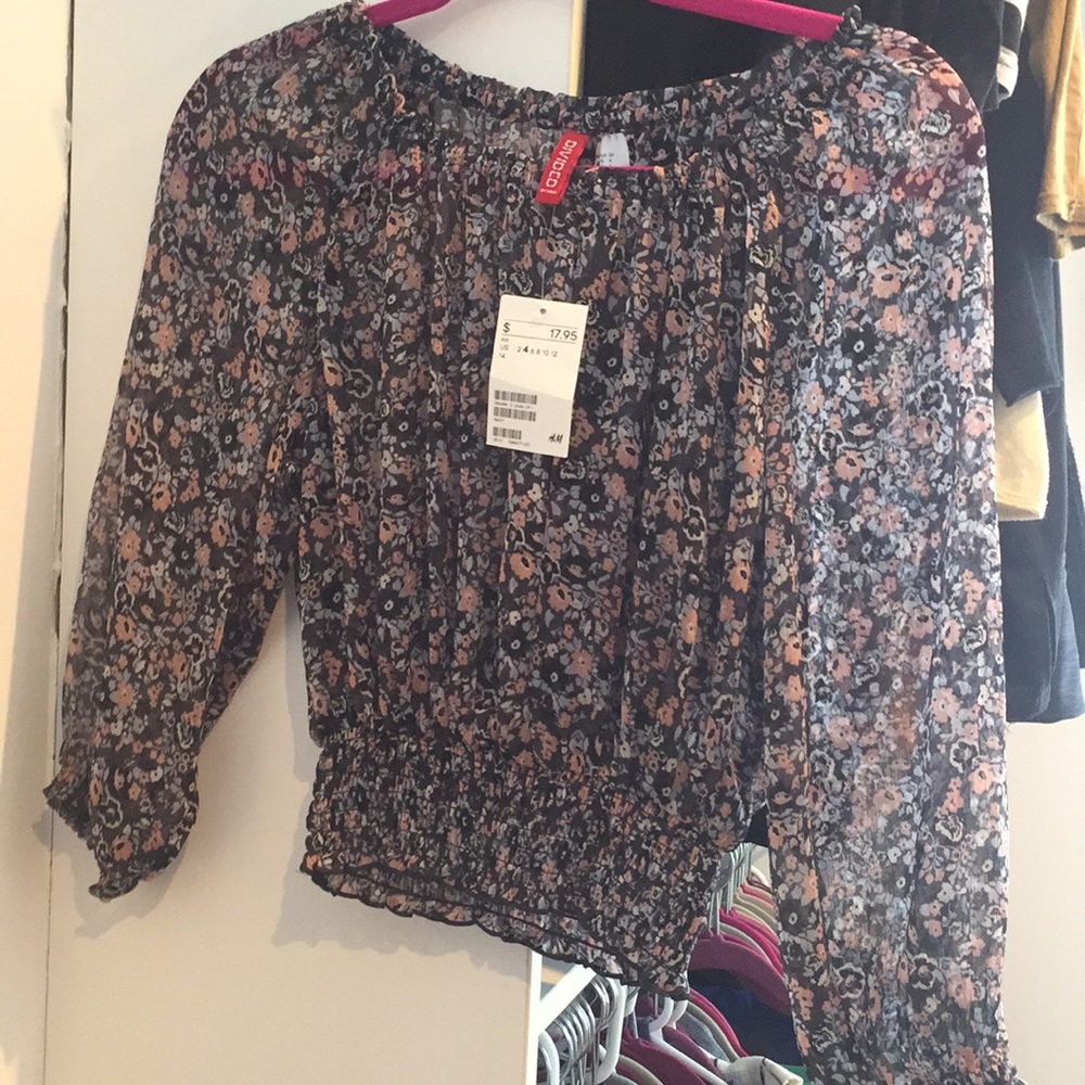 Off the shoulder shirt!